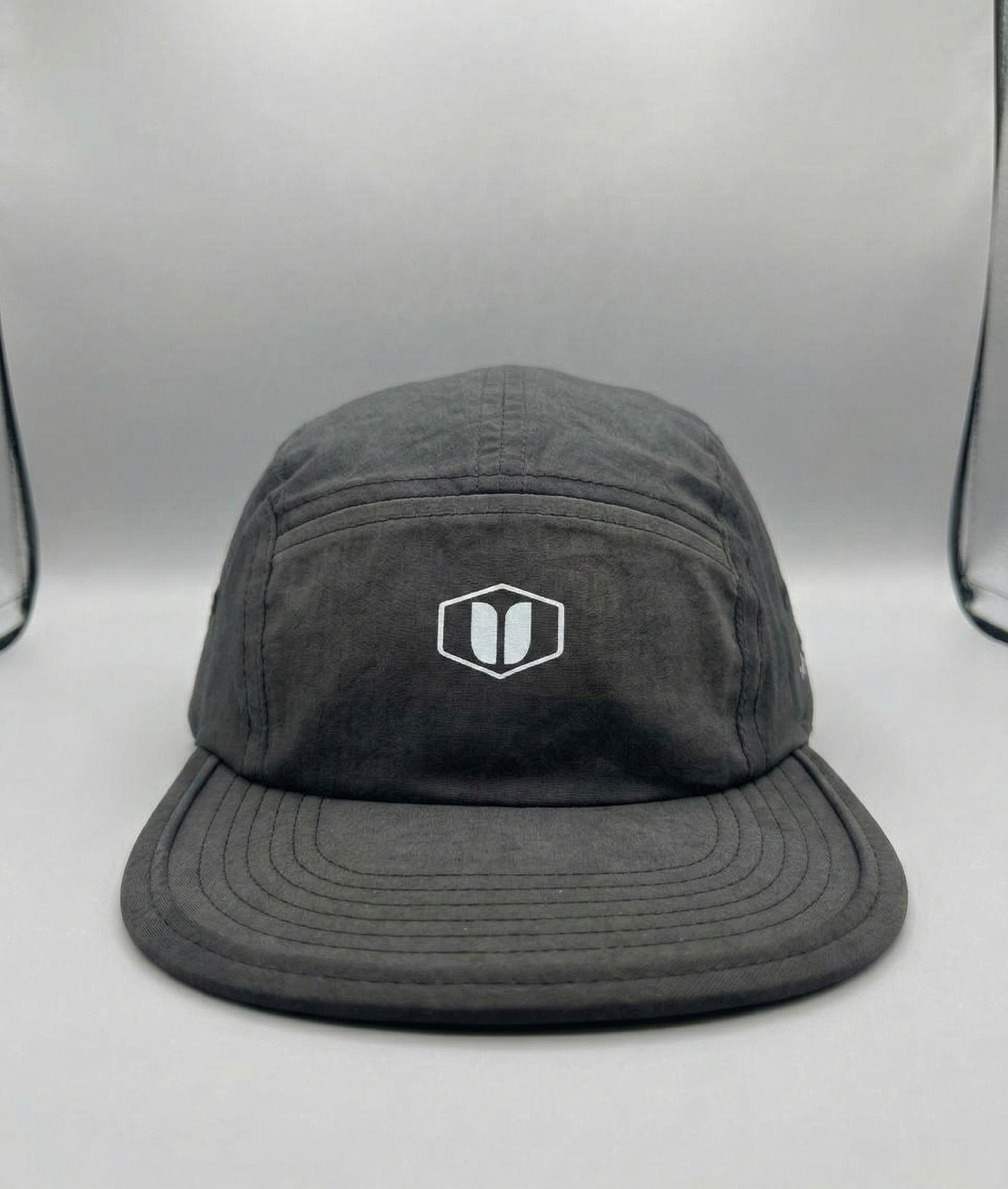 Boné Five Panel Black Cupro