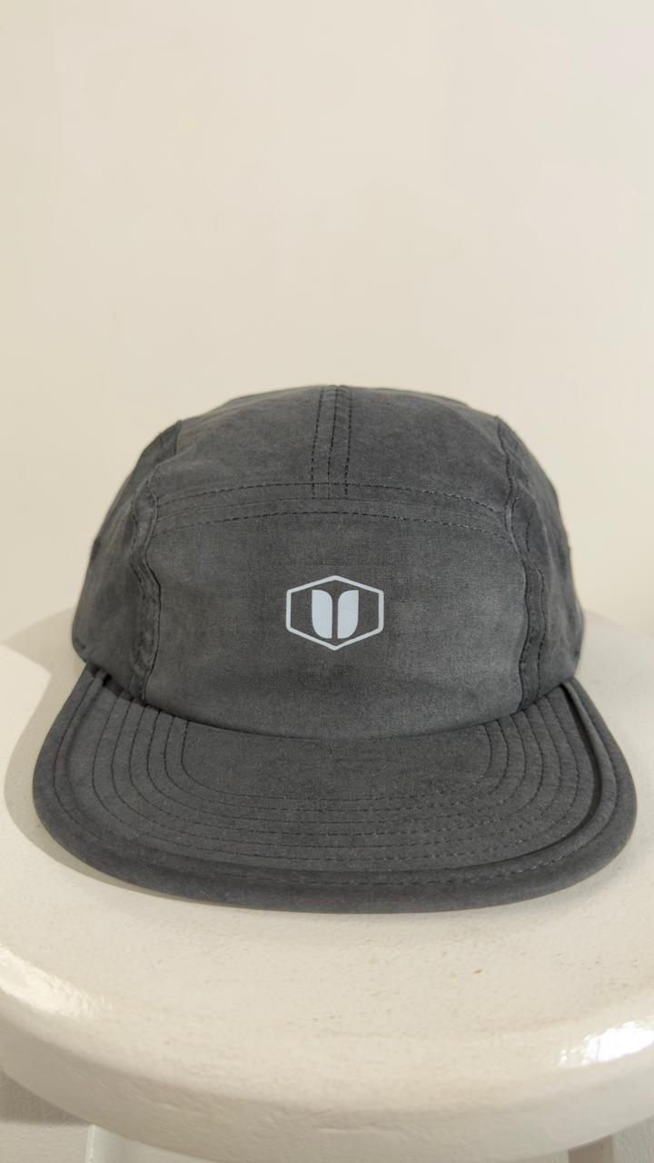 Boné Five Panel Black Cupro